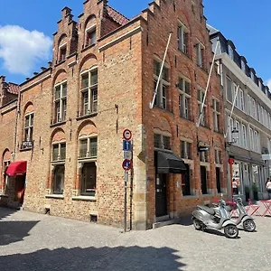 *** Hotel Salvators Bélgica