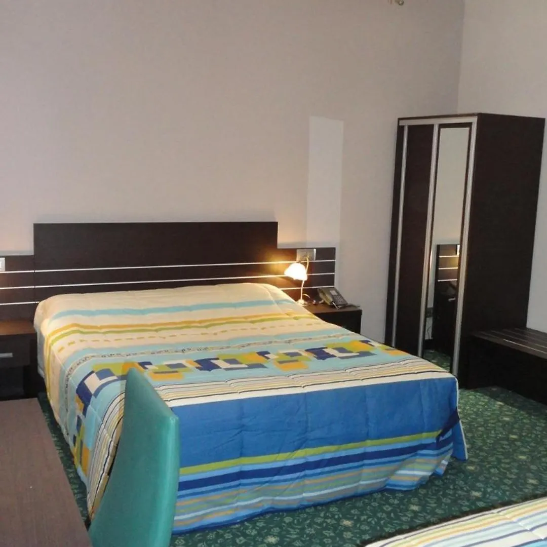 Hotel L'Auberge Du Souverain Auderghem 3*, Bruselas Bélgica