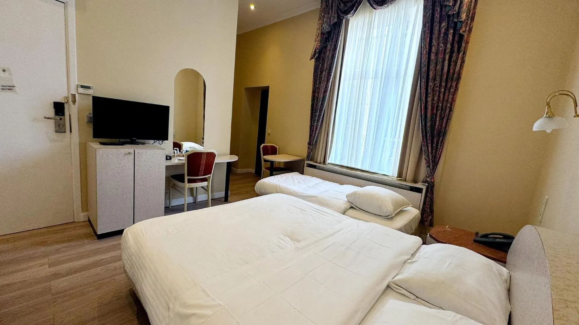 Hotel L'Auberge Du Souverain Auderghem Bélgica